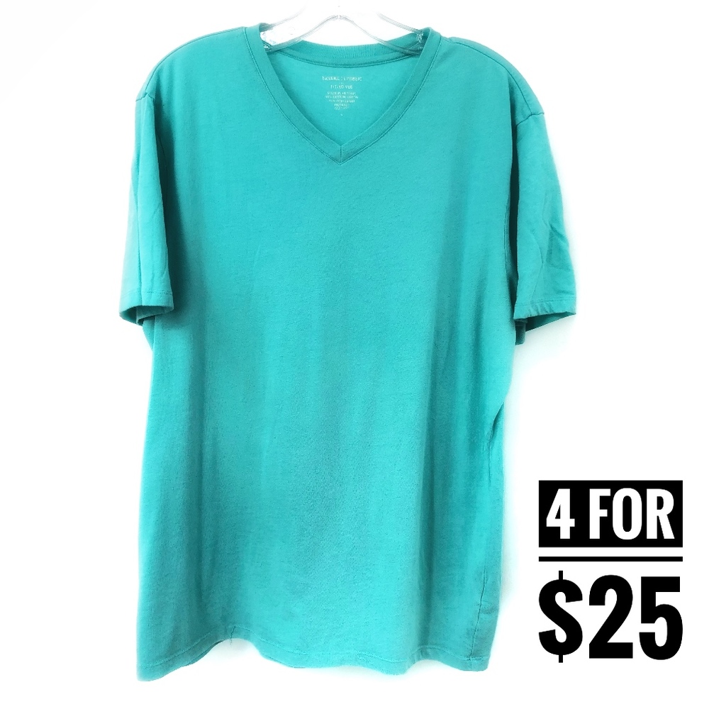 4 for $25 SALE!!!! Banana Republic Men's Tee shirt